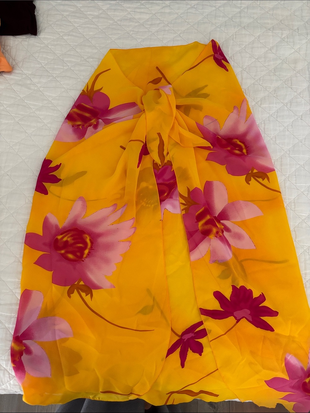 Yellow Floral Women's Swim Sarong - Bright Pink Blossom Print